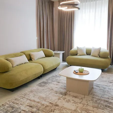 Line - Aura Complex Apartmán